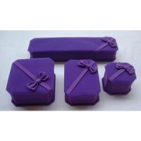 紫色绒布，紫色首饰盒，金峰盛植绒